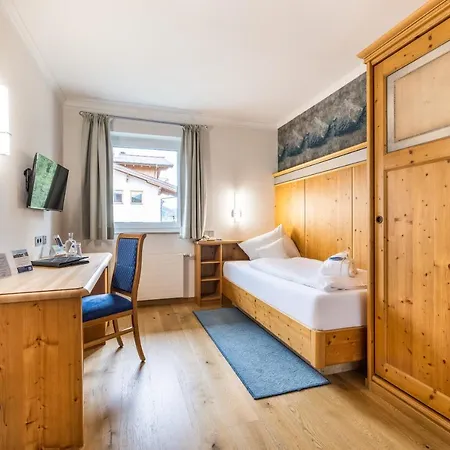 Hotel Lacknerhof 4*