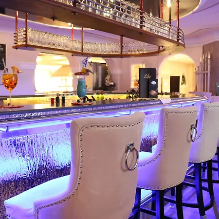 酒店 斯罗斯拉克内豪弗酒店 4*