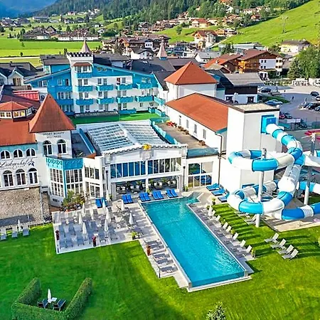 Hotel Lacknerhof Flachau